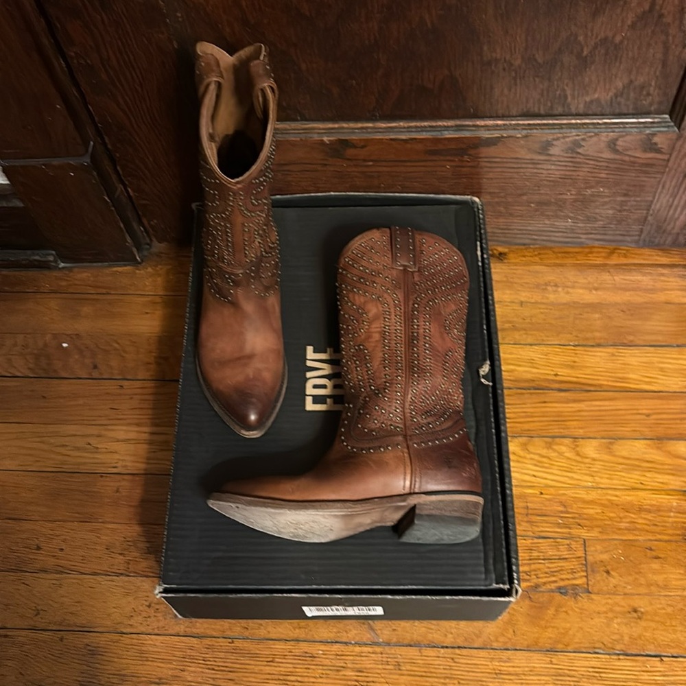 Frye Leather “Billy” Studded Tall Brown Cowboy Boots Wmns Size 6